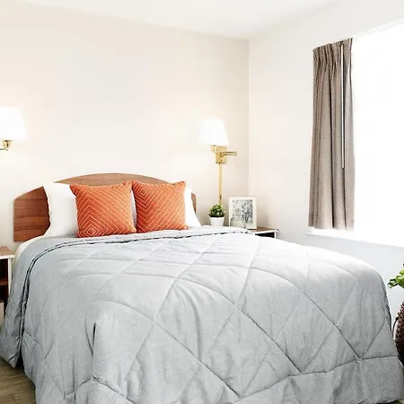 Intown Suites Extended Stay Columbus Oh - I-70E Hamilton Rd